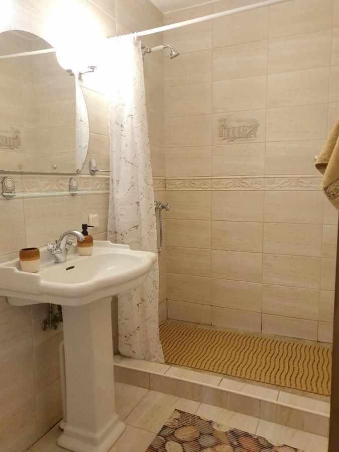 Deluxe Apartments In The City Center With Balcony 派尔努 外观 照片